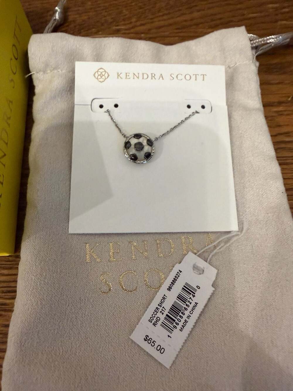 Kendra Scott Soccer Short Pendant Necklace Rhodium Ivory Mother of Pearl